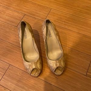 Preview International-beige snake skin peep toe heels